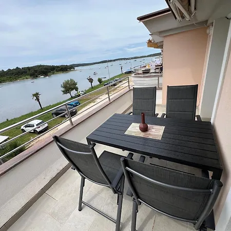 - Seaview - Direkt Am Apartament