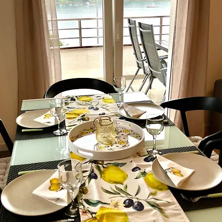 Medulin - Relax - Wohnung Direkt Am Meer Apartment